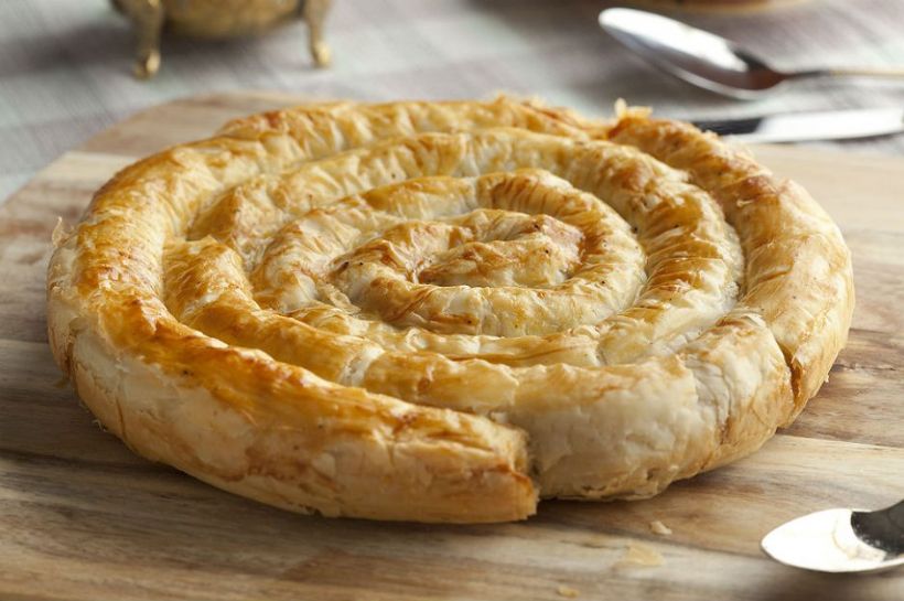 Kol Böreği Tarifi ve Malzemeleri