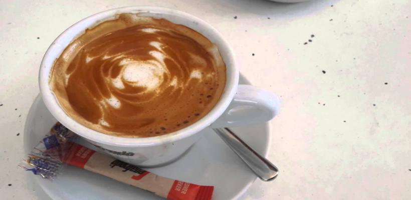 8 Kişilik Köpüklü Nescafe Tarifi ve Malzemeleri