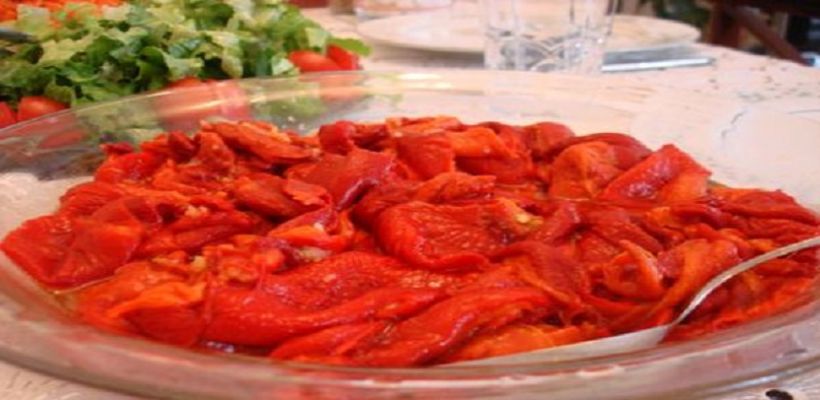 8 Kişilik Közlenmiş Biber Turşusu Tarifi ve Malzemeleri