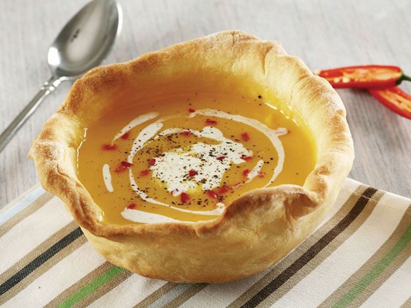 8 Kişilik Kremalı Domates Çorbası Tarifi ve Malzemeleri