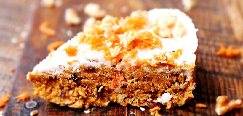 8 Kişilik Kremalı Havuçlu Kek Tarifi ve Malzemeleri