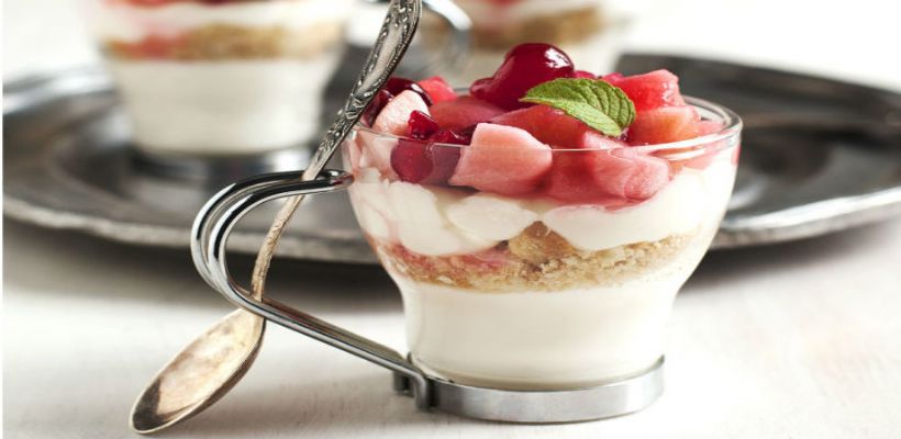 8 Kişilik Kremalı Meyve Salatası Tarifi ve Malzemeleri