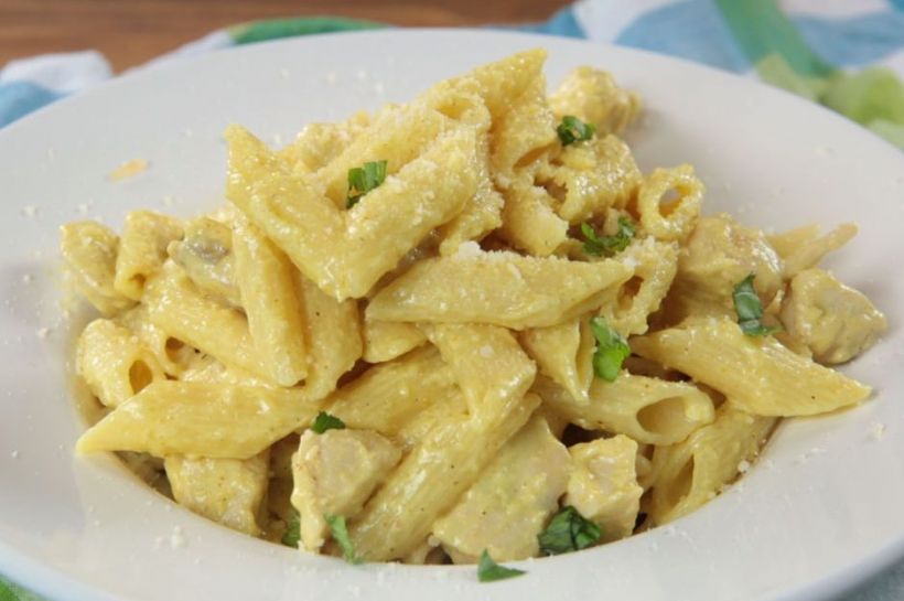 Kremalı Sebzeli Makarna Tarifi ve Malzemeleri