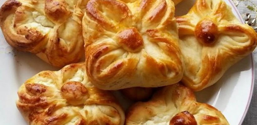 Kremalı Sünger Poğaça Tarifi ve Malzemeleri