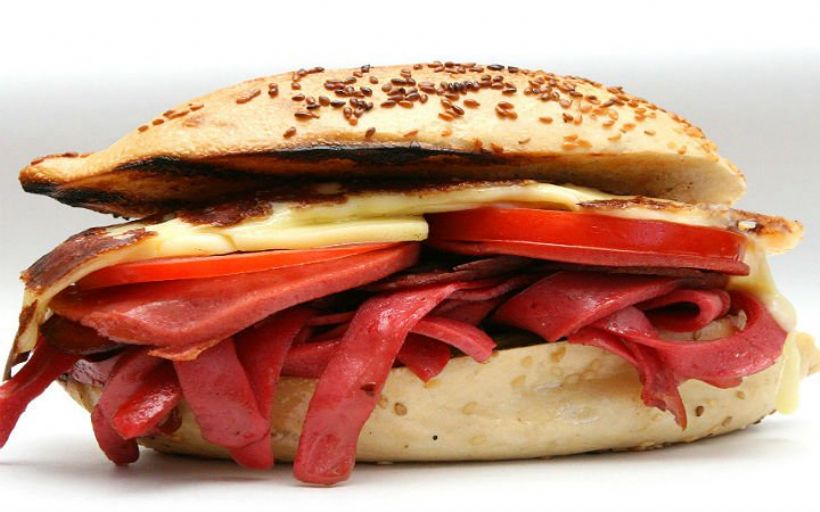 Kumru Sandviç Tarifi ve Malzemeleri