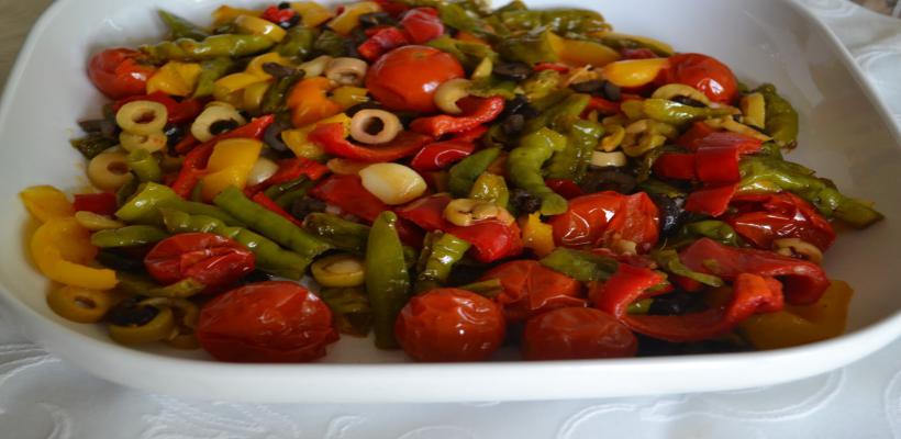 8 Kişilik Kuru Biber Kızartması Unlu Tarifi ve Malzemeleri