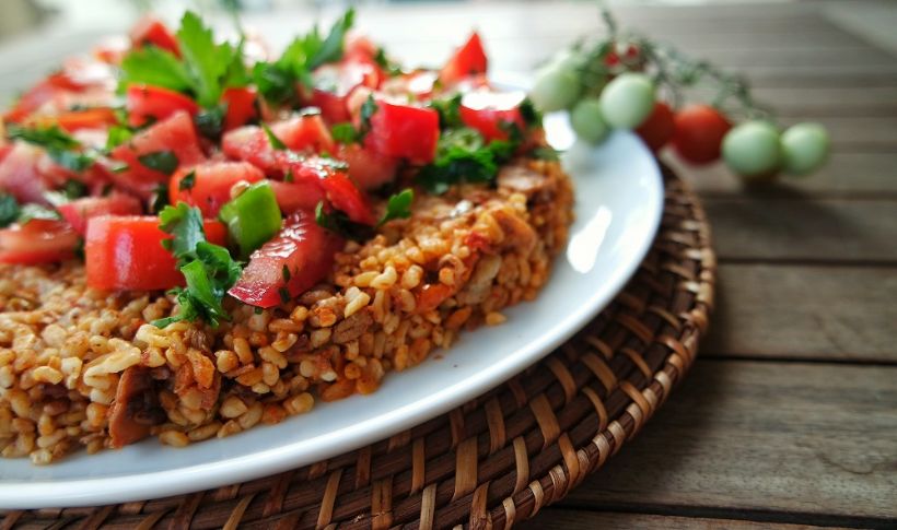 Kurutulmuş Sebzeli Bulgur Pilavı Tarifi ve Malzemeleri