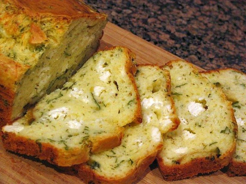 8 Kişilik Lorlu Tuzlu Kek Tarifi ve Malzemeleri