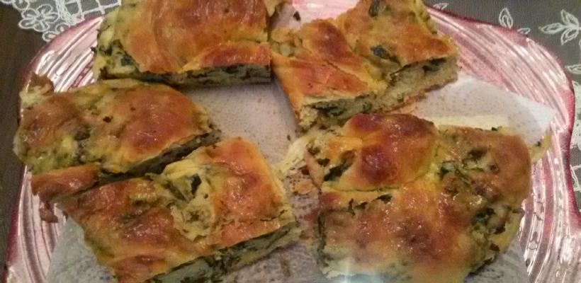 8 Kişilik Mayalı Ispanaklı Börek Tarifi ve Malzemeleri