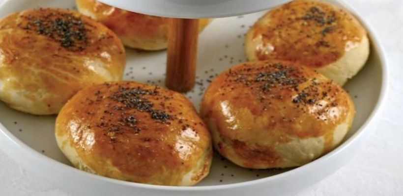 Mayalı Kıymalı Poğaça Tarifi ve Malzemeleri