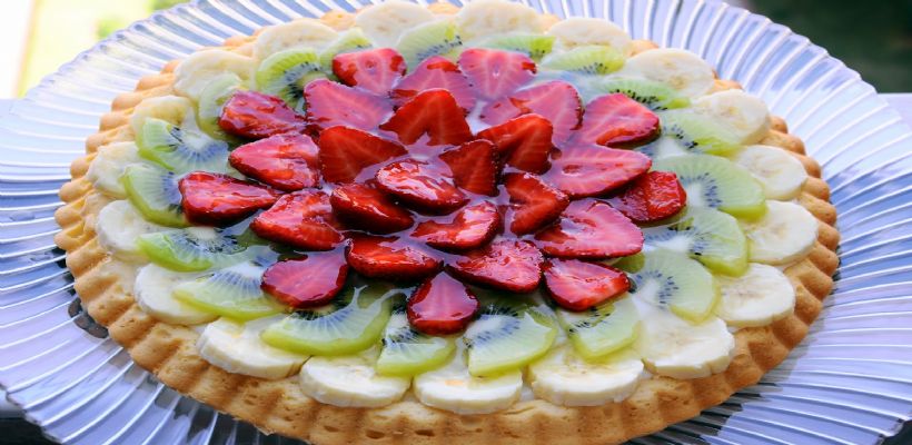 8 Kişilik Meyveli Mozaik Pasta Tarifi ve Malzemeleri