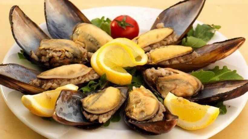 8 Kişilik Midye Dolma Tarifi ve Malzemeleri