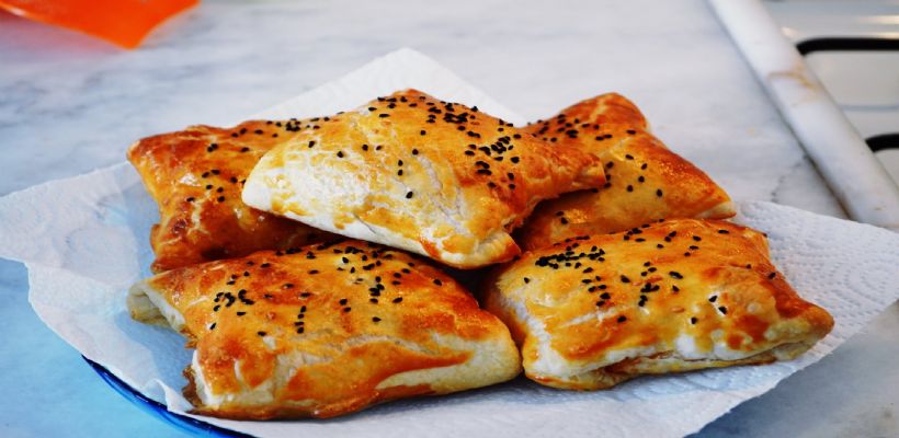 8 Kişilik Milföylü Yufkalı Börek Tarifi ve Malzemeleri