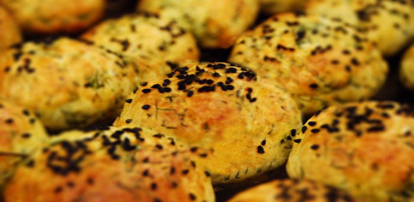 8 Kişilik Mısır Unlu Dereotlu Poğaça Tarifi ve Malzemeleri