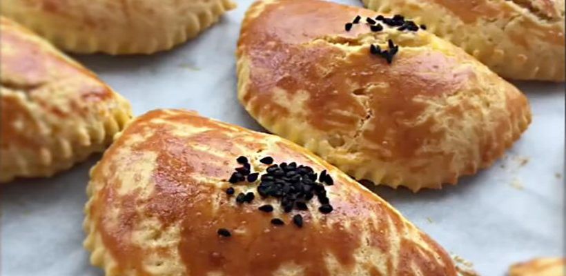 8 Kişilik Mısır Unlu Poğaça Tarifi Tarifi ve Malzemeleri