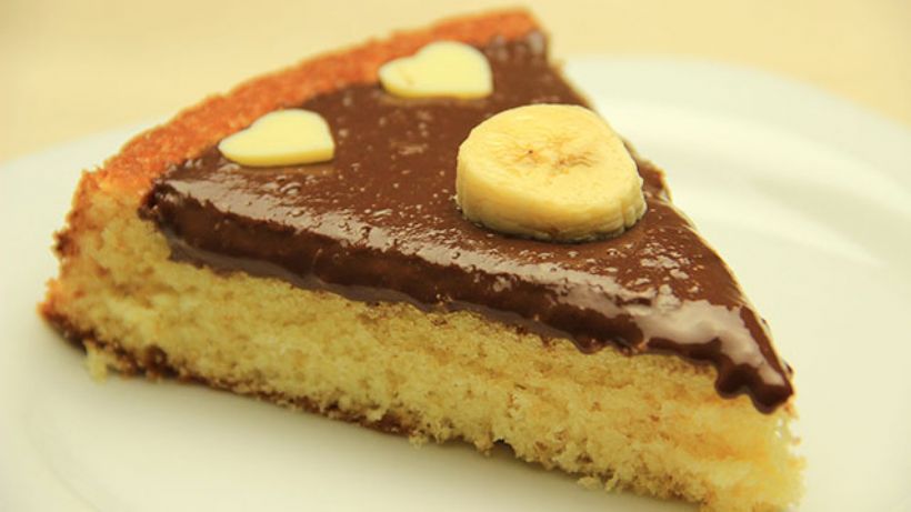 8 Kişilik Muzlu Toz Pudingli Kek Tarifi ve Malzemeleri