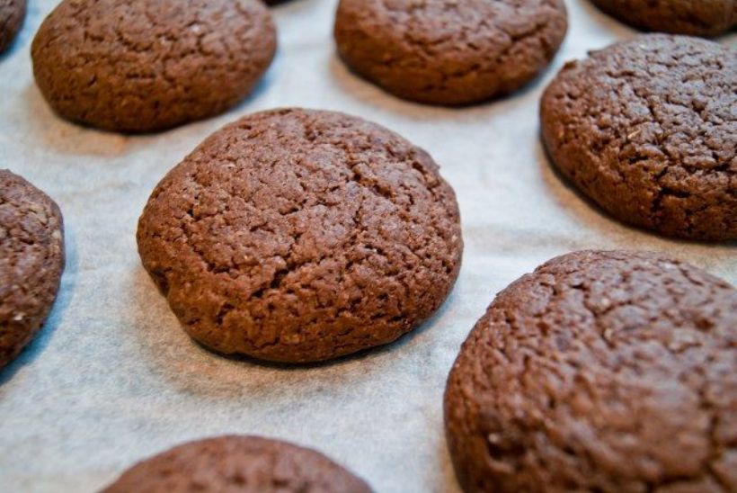 Nişastalı Kakaolu Kurabiye Tarifi ve Malzemeleri