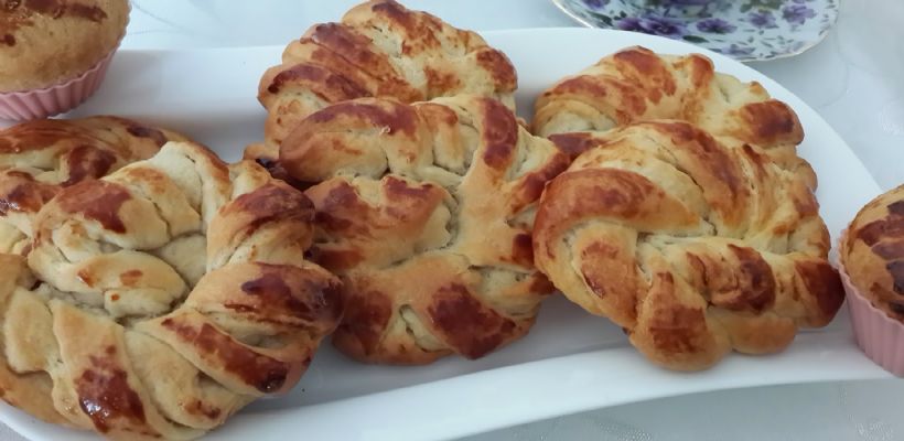 Örgü Poğaça Tarifi ve Malzemeleri