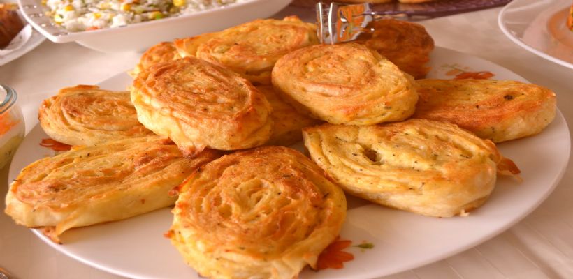 Patatesli Rulo Börek Tarifi ve Malzemeleri