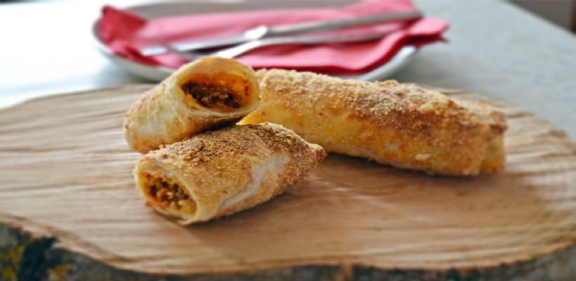 Patatesli Soğanlı Börek Tarifi ve Malzemeleri