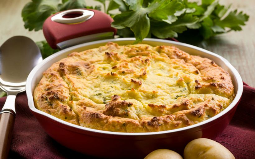 8 Kişilik Patatesli Soğanlı Kek Tarifi ve Malzemeleri