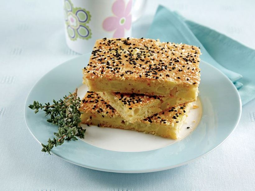 8 Kişilik Patatesli Sosisli Kek Tarifi ve Malzemeleri