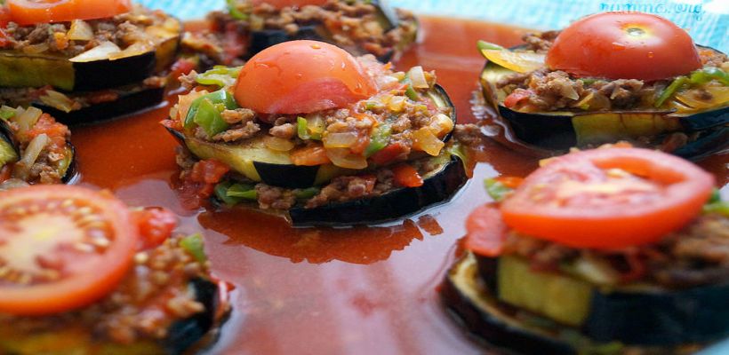 8 Kişilik Patlıcanlı Kıymalı Yemek Tarifi ve Malzemeleri