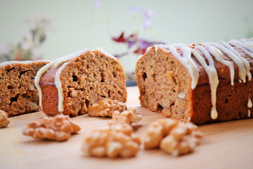 Pekmezli Elmalı Kek Tarifi ve Malzemeleri