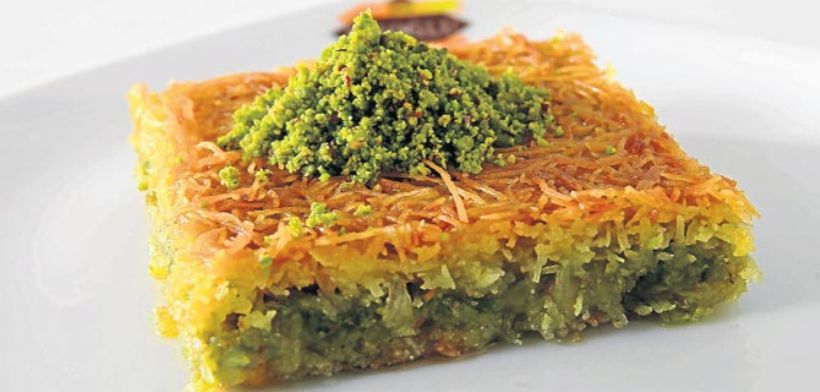 8 Kişilik Pekmezli Kadayıf Tatlısı Tarifi ve Malzemeleri