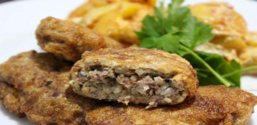 8 Kişilik Pilavdan Kadınbudu Köfte Tarifi Tarifi ve Malzemeleri