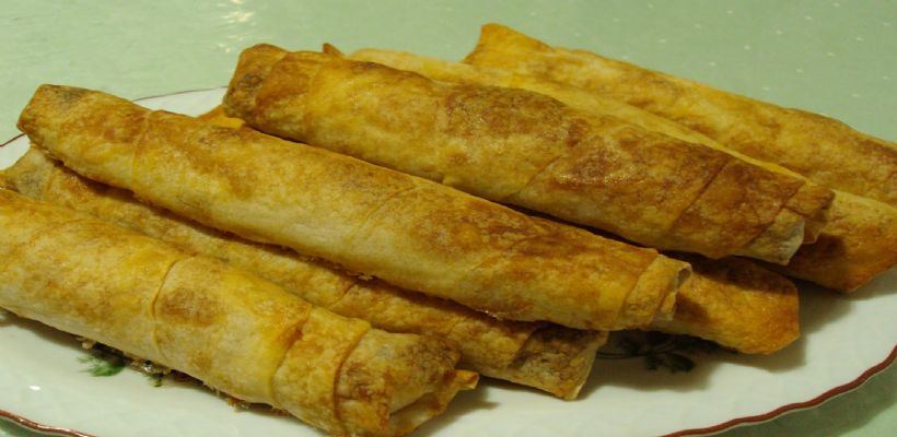 Pırasalı Patatesli Börek Tarifi ve Malzemeleri