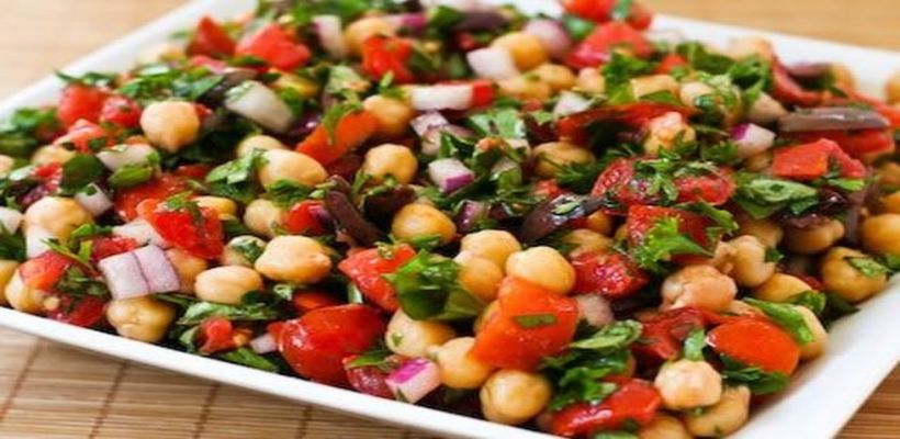 8 Kişilik Pirinçli Yeşil Mercimek Salatası Tarifi ve Malzemeleri