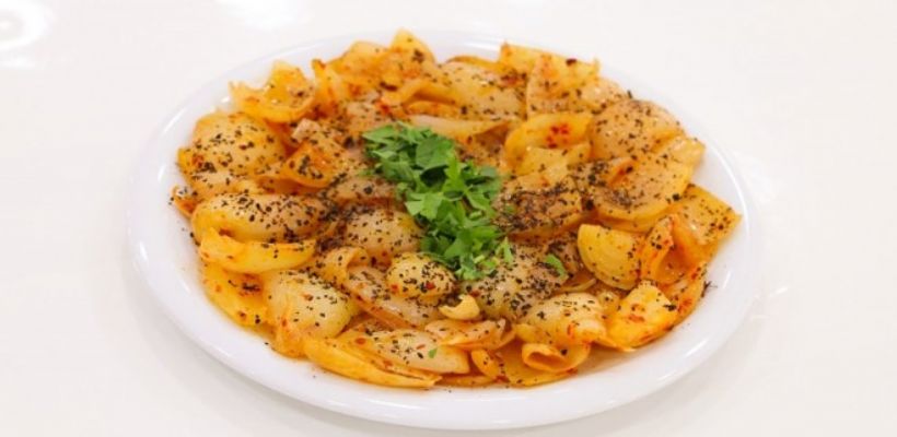 8 Kişilik Pişmiş Soğan Salatası Tarifi ve Malzemeleri