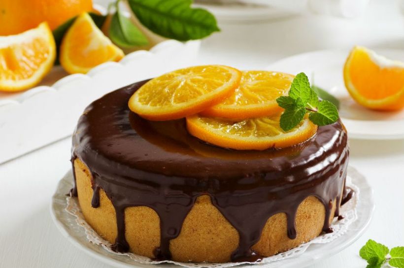 8 Kişilik Portakallı Çikolatalı Kek Tarifi ve Malzemeleri