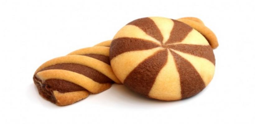 8 Kişilik Pratik İki Renkli Kurabiye Tarifi ve Malzemeleri