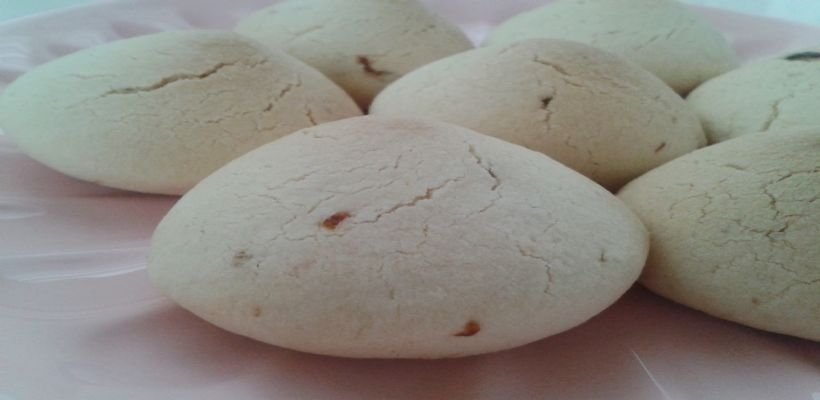 8 Kişilik Pudra Şekerli Nişastalı Kurabiye Tarifi ve Malzemeleri