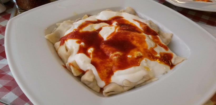 Salçalı Mantı Sosu Tarifi ve Malzemeleri