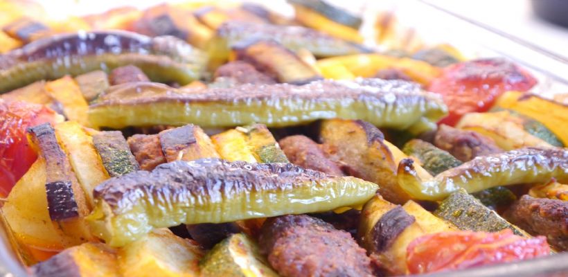 8 Kişilik Sebzeli Misket Köfte Tarifi ve Malzemeleri