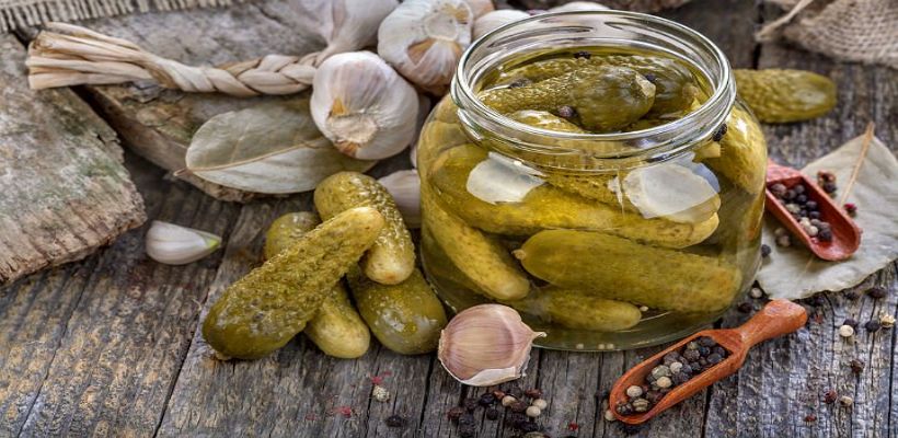 8 Kişilik Sirkeli Salatalık Turşusu Tarifi Tarifi ve Malzemeleri