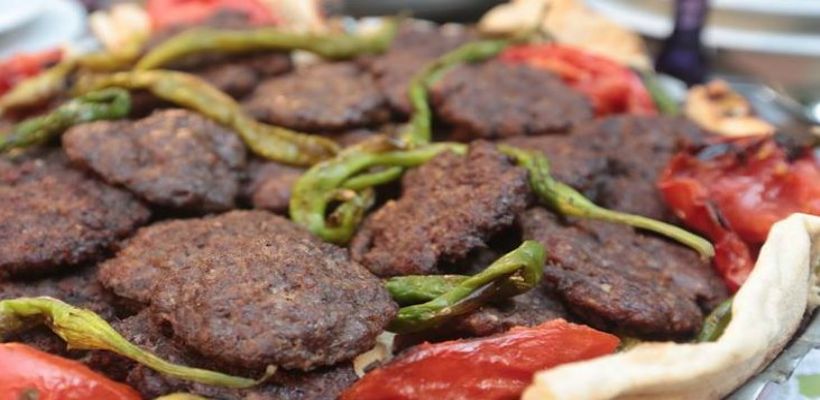 Sivas Köftesi Tarifi ve Malzemeleri