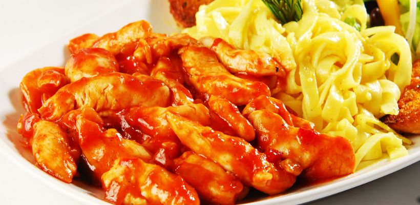 8 Kişilik Soslu Tavuk Tarifi ve Malzemeleri