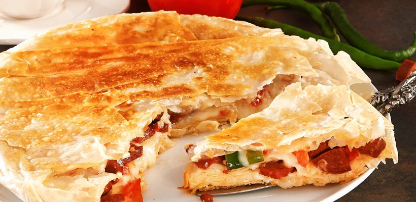 Sucuklu Börek Tarifi ve Malzemeleri