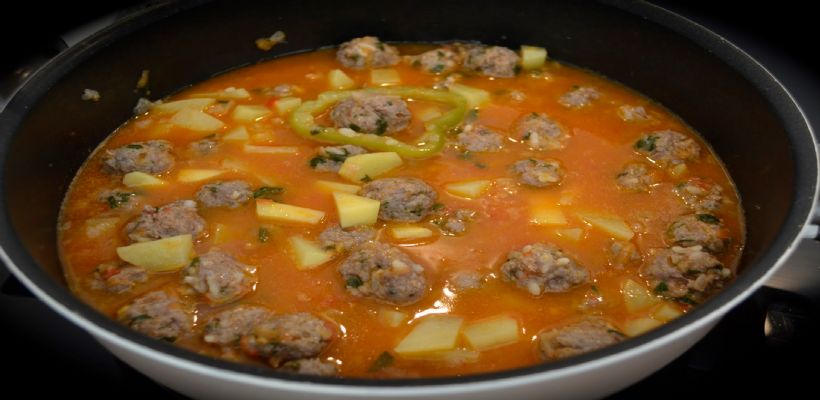 Sulu Köfte Yemeği Tarifi ve Malzemeleri