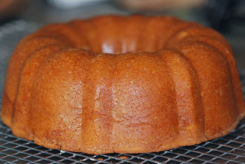 Sütsüz Yoğurtsuz Kek Tarifi ve Malzemeleri