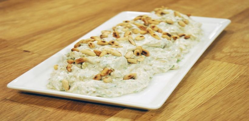 8 Kişilik Tahinli Patlıcan Salatası Tarifi ve Malzemeleri