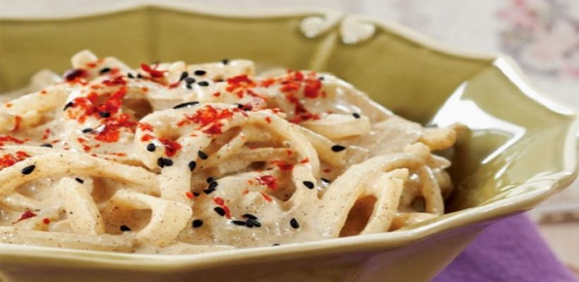 Tahinli Soğan Salatası Tarifi ve Malzemeleri