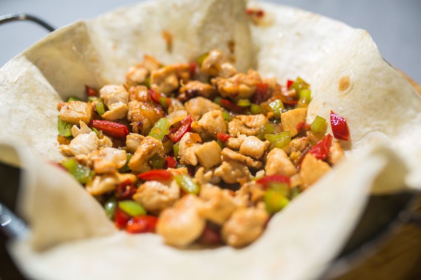 8 Kişilik Tavuk Saç Kavurma Tarifi ve Malzemeleri