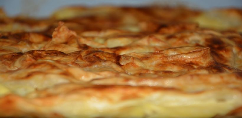 8 Kişilik Tavuklu Boşnak Böreği Tarifi ve Malzemeleri