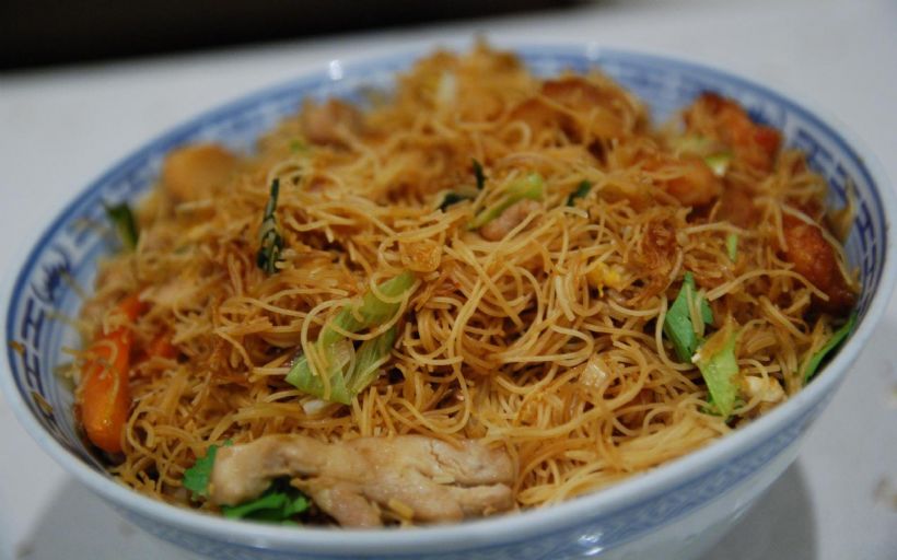 8 Kişilik Tavuklu Şehriye Pilavı Tarifi ve Malzemeleri