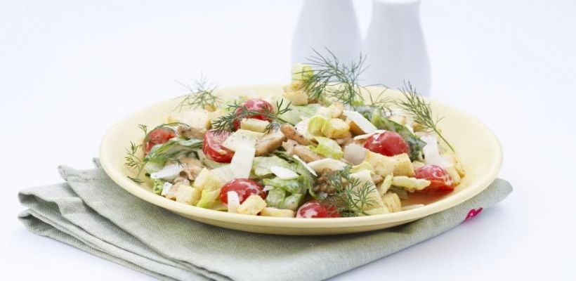 Tavuklu Sezar Salata Tarifi ve Malzemeleri